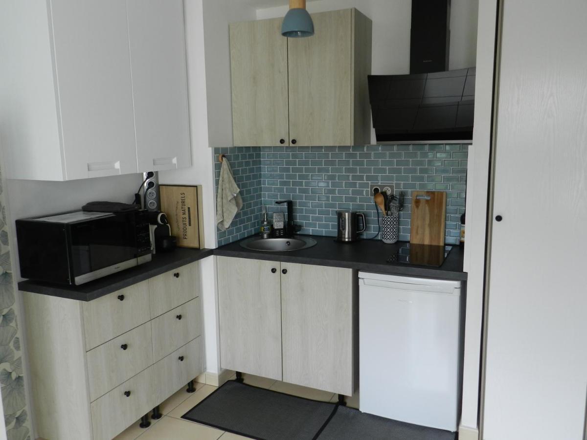 Charmant STUDIO à Sainte Clotilde centre Extérieur photo